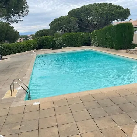 Rez De Jardin Piscine Dans Διαμέρισμα *